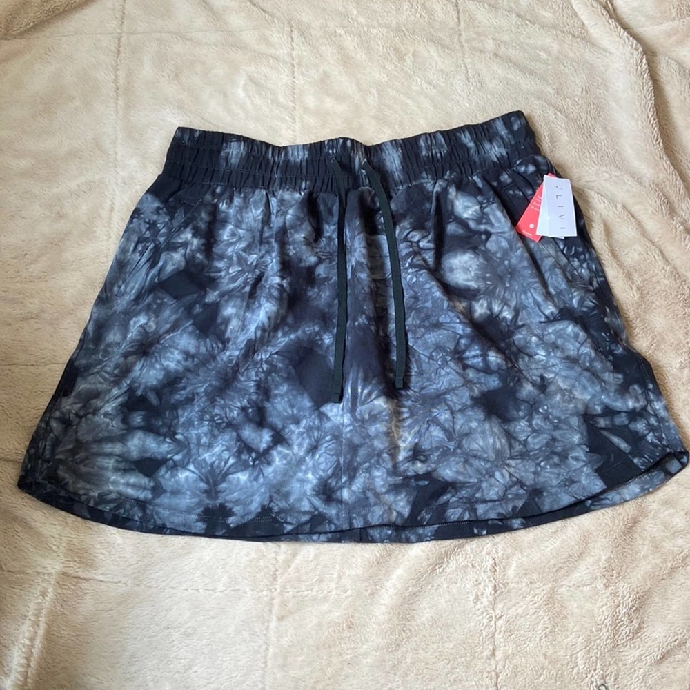 Lane Bryant Livi Active skort size 18/20 gray tie-dye NWT!